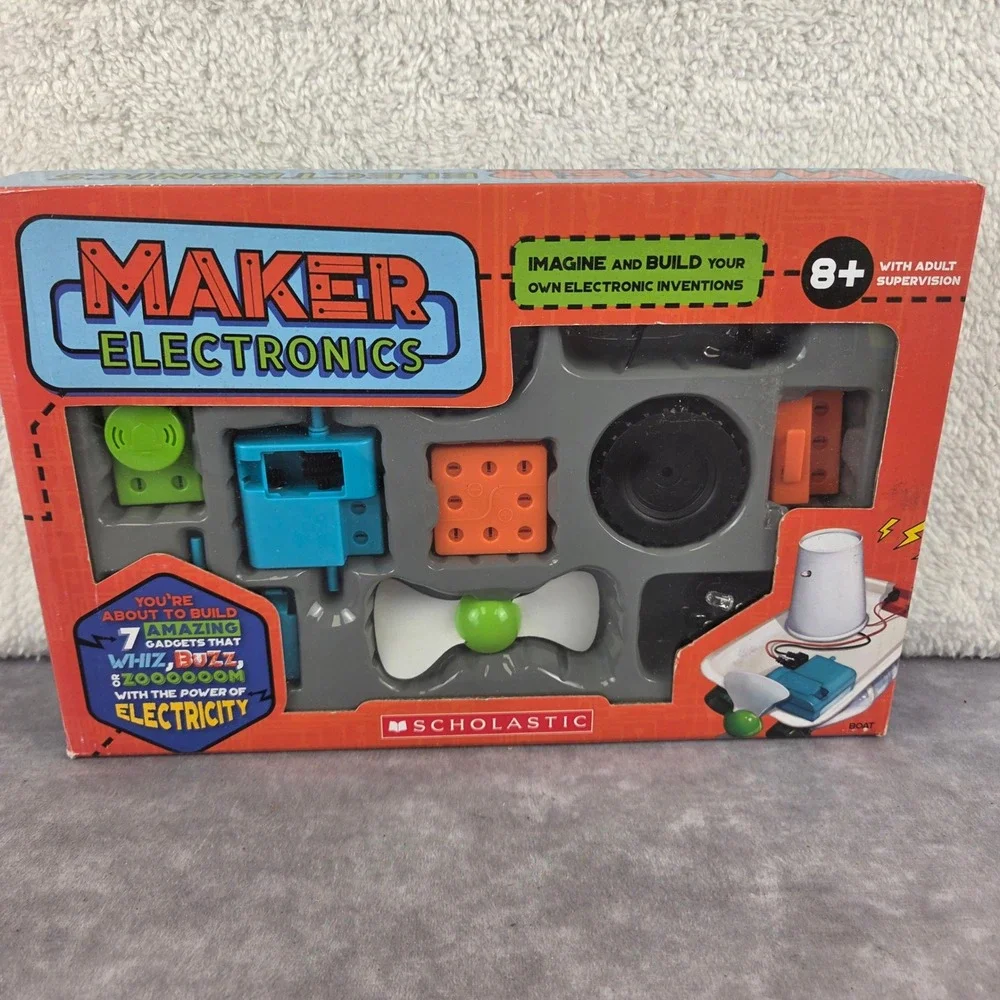 Scientific Explorer Mind Blowing Science & Scholastic Maker Electronics Set